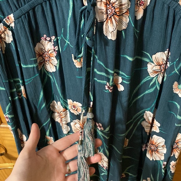 HiLow Green Dress - Picture 4 of 5